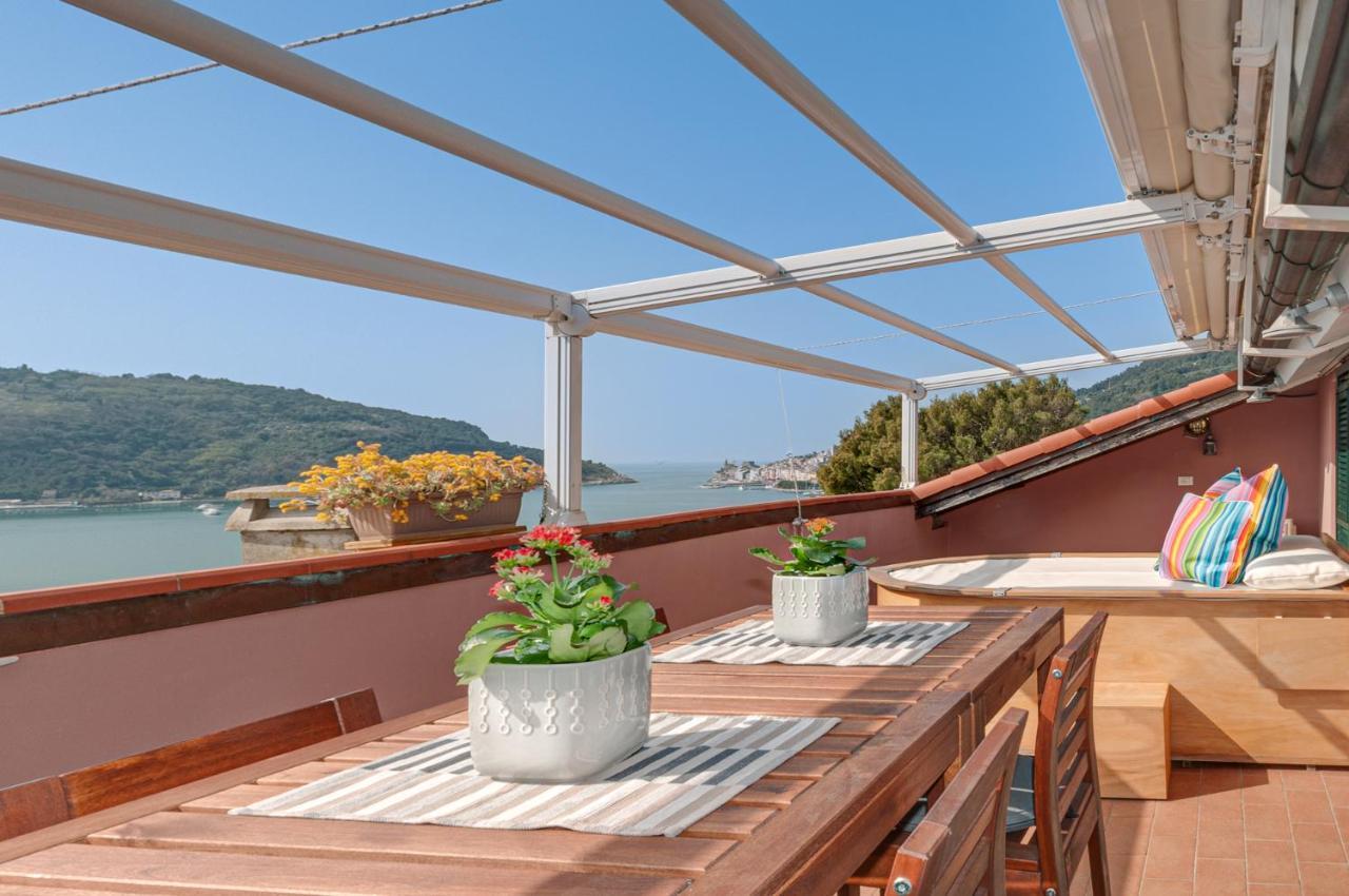Апартаменты The Boat House Portovenere Портовенере Экстерьер фото